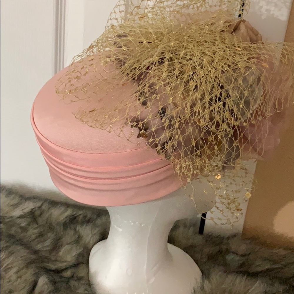 Hat - Picture 3 of 6